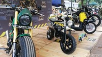 Motor milik Gibran terdiri dari Honda Monkey, Honda Zoomer berbasis Honda Beat, dan Royal Enfield. Foto: Rizki Pratama
