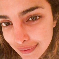 Biasa tampil dengan makeup bold, ini penampilan alami istri Nick Jonas, Priyanka Chopra saat tak mengenakan makeup. Foto: dok. Instagram