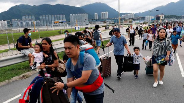 Demo Sempat Memanas, KJRI Pastikan WNI di Hong Kong Aman