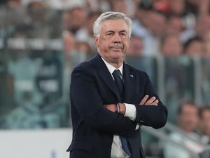 Ancelotti Murka Gara-Gara Lambatnya Renovasi San Paolo