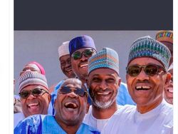 Deretan Meme Sindir Manchester United Melempem