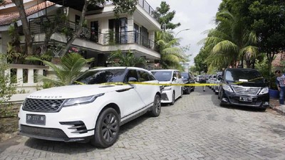 Penampakan Range Rover Bandar Sabu Adam yang Beraset Rp 28 Miliar