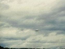 Rentetan Penampakan UFO Misterius Sejak Abad 18