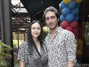 Digugat Cerai Aura Kasih, Eryck Amaral Ternyata Sudah Punya 2 Anak