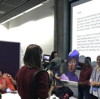 Remaja berusia 18 tahun ini pun berharap hadirnya emoji tersebut bisa mewakili seluruh muslimah di dunia. Ini penting untuk identitas saya. Saya pikir emoji ini akan mempengaruhi dunia secara tidak langsung, katanya kepada Time. Foto: Instagram @rayoufalhumedhi