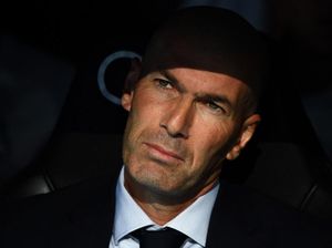 Apa yang Salah dengan Zinedine Zidane?