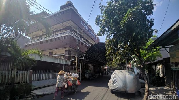 Viral Kebaktian Tutup Peti di Depan Masjid di Jakpus, Begini Ceritanya