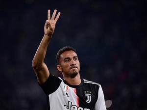 Danilo Tak Sabar Jalani Juventus Vs Barcelona