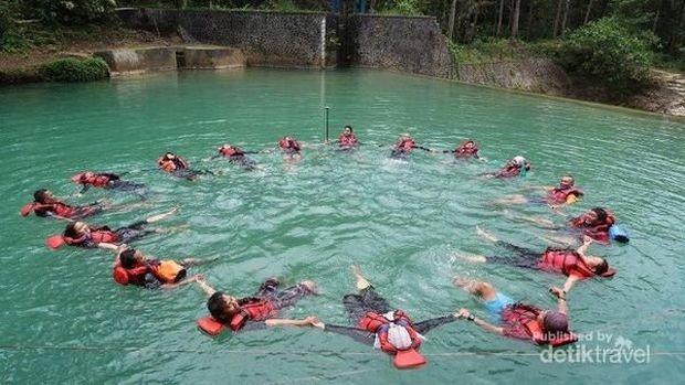 Body Rafting Sungai Citumang di Pangandaran