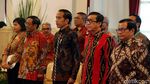 Ekspresi Jokowi Saat Berdampingan dengan Mahfud MD