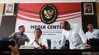 Menko Polhukam Wiranto memberikan keterangan terkait kondisi terkini di Papua dan Papua Barat. Jumpa pers dilakukan di Kemenko Polhukam, Jakarta, Senin (2/9/2019).