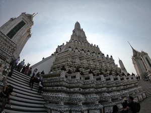 Intip Ruangan di Wat Arun yang Sering Dilewatkan