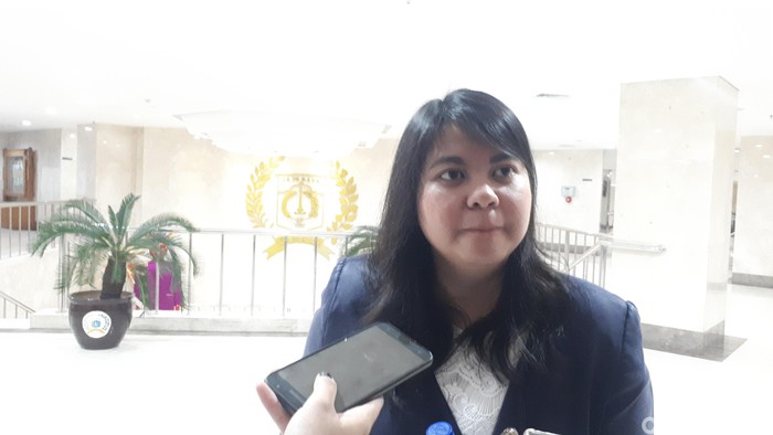 Ima Mahdiah Singgung Anies Soal Keadilan dan Retribusi PKL di Trotoar