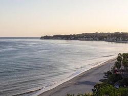 Menjelajah Mewahnya Rumah Sultan si Pendiri WhatsApp