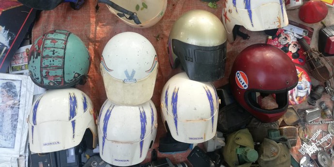 Helm Jadul Hadiah Beli Motor Jadi Buruan