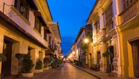 Salah satu tempat terbaik untuk melihat arsitektur era kolonial Spanyol di Asia adalah Kota Vigan. Lokasinya ada di pantai barat Pulau Luzon, barat laut Filipina (CNN)