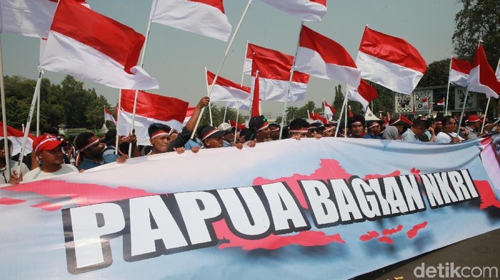 Operator Serentak Buka Gerbang Internet di Papua. (Foto ilustrasi: Ari Saputra/detikcom) Operator Serentak Buka Gerbang Internet di Papua. (Foto ilustrasi: Ari Saputra/detikcom)