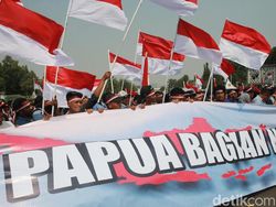 Operator Serentak Buka Gerbang Internet di Papua