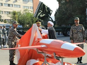 Iran Pamerkan Drone Pengintai Baru, Bisa Menyerang dari Jarak Jauh