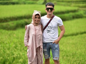 Ibunda Kiki Farrel Meninggal, Waspada Gejala Kanker Usus yang Kerap Tak Disadari