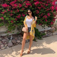 Aku punya pacar yang baik dan dia bepergian ke mana-mana denganku. Kami pergi ke 85 kota tahun lalu dan kami akan pergi sekitar 85 tahun ini. Kami pergi bersama-sama dan dia sangat membantu. Dia melakukan apapun yang aku butuhkan, kamu memiliki situasi yang baik, kata Don dilansir Fox News. Foto: Instagram @parisdylan550