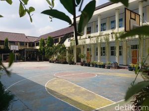 Bantah Kesurupan, Kepsek SMPN 1 Cilegon Duga Penyakit Sejumlah Siswa Kambuh