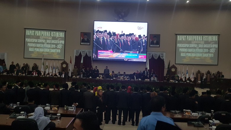 85 Anggota DPRD Banten 2019-2024 Dilantik 85 Anggota DPRD Banten 2019-2024 Dilantik