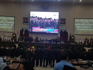 Baru Sepekan Dilantik, Anggota DPRD Banten Ramai-ramai Gadaikan SK