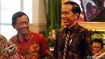 Ekspresi Jokowi Saat Berdampingan dengan Mahfud MD