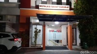 Para korban luka mendapat perawatan di ruang IGD RS MH Thamrin, Purwakarta.
