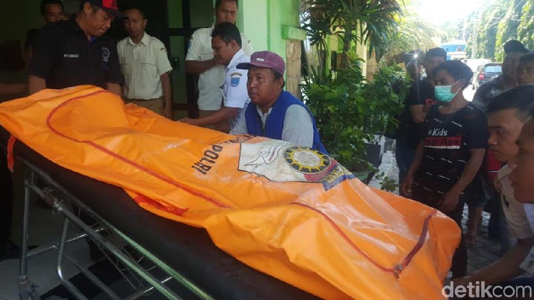 Seorang Istri di Probolinggo Bunuh Suami dengan Kayu Penumbuk Padi Seorang Istri di Probolinggo Bunuh Suami dengan Kayu Penumbuk Padi