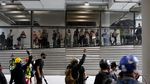 Pendemo Blokir Bandara Hong Kong, Penumpang Ketakutan