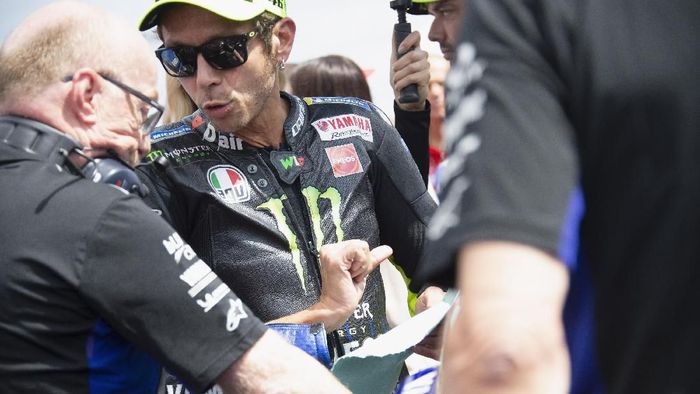 Faktor-faktor yang memengaruhi keawetan Valentino Rossi di balap MotoGP. Foto: Mirco Lazzari gp / Getty Images Faktor-faktor yang memengaruhi keawetan Valentino Rossi di balap MotoGP. Foto: Mirco Lazzari gp / Getty Images