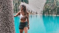 Dia juga suka main ke Joffre Lakes Provincial Park. Pemandangannya cakep banget! (Instagram/@pilotluana)