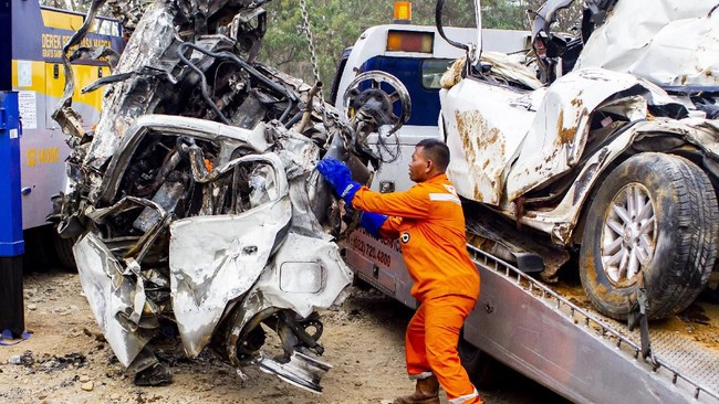 Truk Obesitas Picu Kecelakaan Maut di Tol Cipularang
