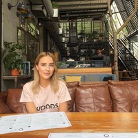 Wanita asal Australia ini kerap berbagi berbagai aktivitasnya di Instagram kepada 16 ribu lebih pengikutnya. Foto: Instagram @jennavivian_