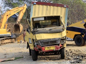 Polisi: Truk Penyebab Kecelakaan Maut Kelebihan Muatan 25 Ton