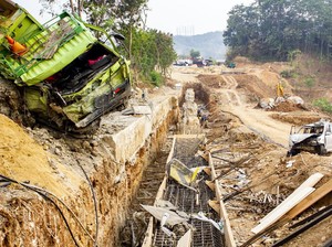 Sopir Truk yang Selamat di Cipularang: Teman Saya Remnya Blong