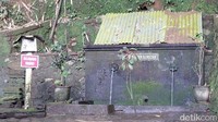 Inilah mata air Sumber Kamulyaan. Mata air lainnya adalah Sumber Panguripan, Sumber Rahayu, Sumber Kaputren dan Sumber Dewi Gangga (Ardian Fanani/detikcom)