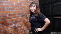 Tapi sekarang udah pergi kan setannya, Prilly? Pool/Palevi S/detikFoto.