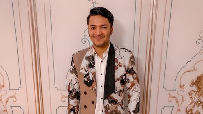 Ihsan Tarore dari instagram pribadinya.