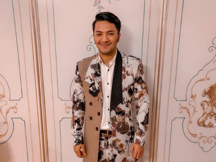 Ihsan Tarore dari instagram pribadinya.