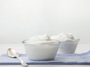 Konsumsi Yoghurt Terbukti Ampuh Turunkan Tekanan Darah Tinggi, Ini Sebabnya