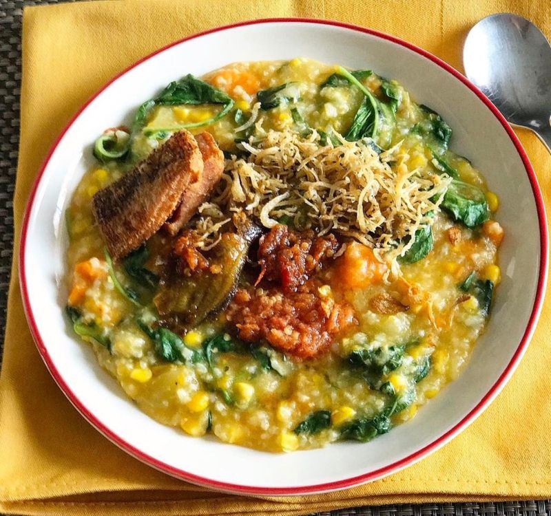 tinutuan, bubur manado untuk sarapan