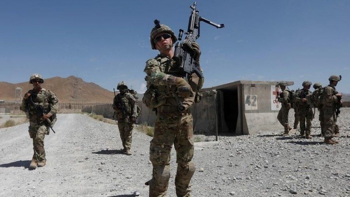 Perang Afghanistan: AS sepakat tarik 5.400 pasukan dalam perjanjian dengan Taliban