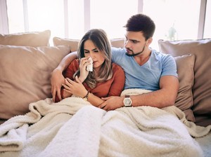 Tak Masuk Akal, Tapi Inilah Alasan Wanita Masih Bertahan di Pernikahan KDRT