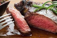 Bukan Darah, Ternyata Ini Sebenarnya Cairan Merah yang Keluar dari Beefsteak