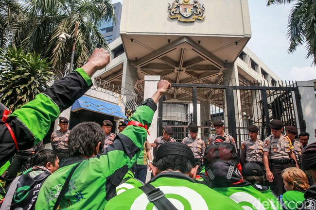 Media Lokal Nasihati Bos Taksi Malaysia yang Singgung Indonesia