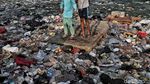 Jorok! Lautan Sampah Kepung Kampung Bengek Jakut