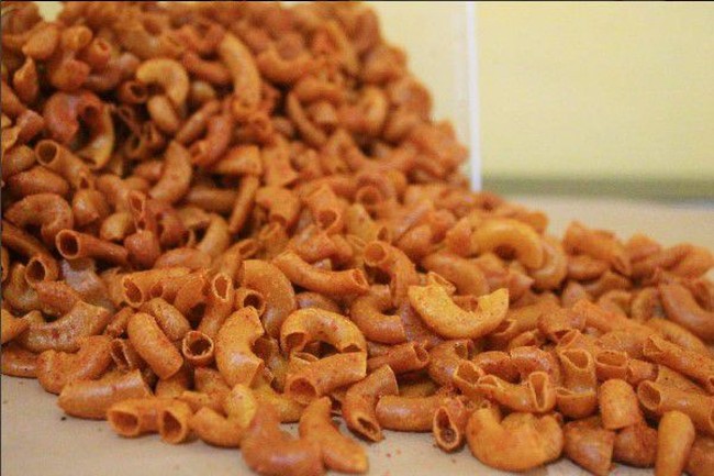 Huaahh! Ini 5 Camilan Super Pedas yang Bikin Ketagihan